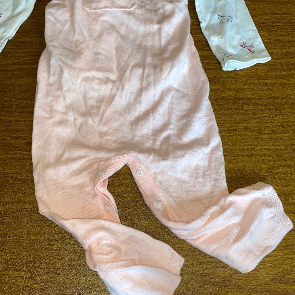 Carter’s set size 18m - Picture 3 of 4